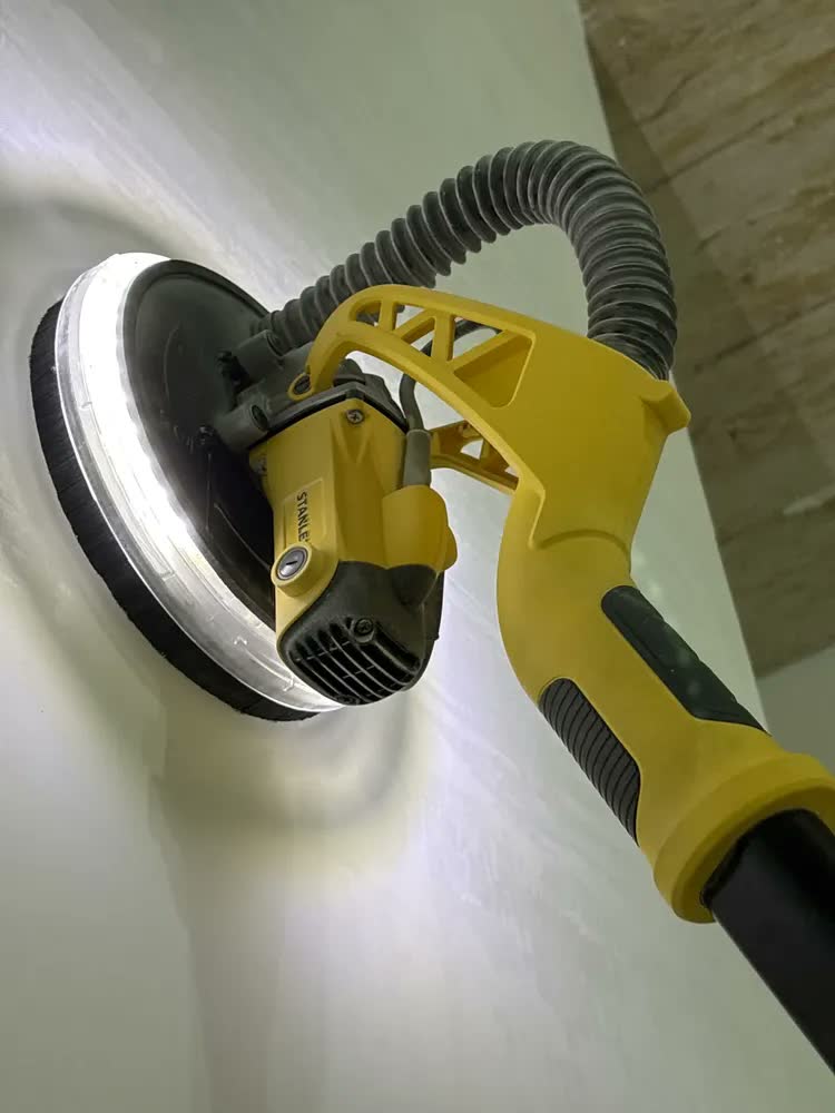 foto de Lixadeira de Parede Profissional Stanley 750W 229mm 1800OPM SW75-BR