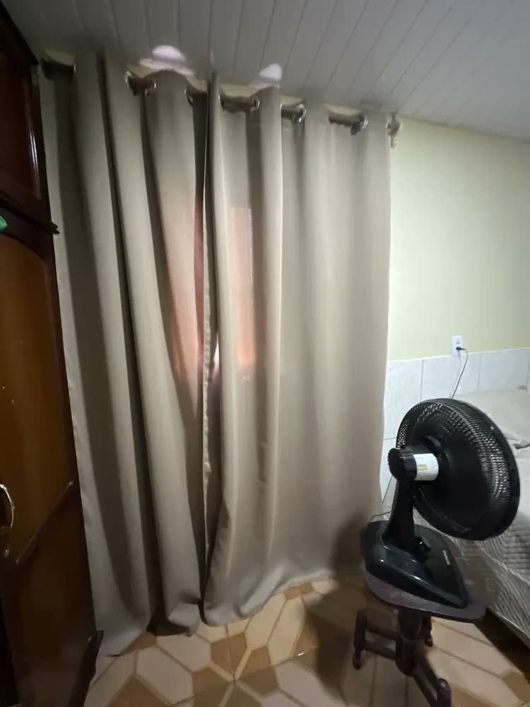 foto de Cortina Blackout Tecido Grosso 2,80x2,30 Porta Sala Quarto
