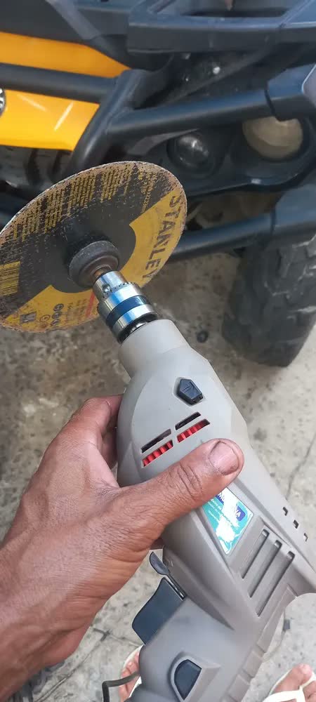 foto de Furadeira De Impacto 500 W 3/8 Cinza Tramontina