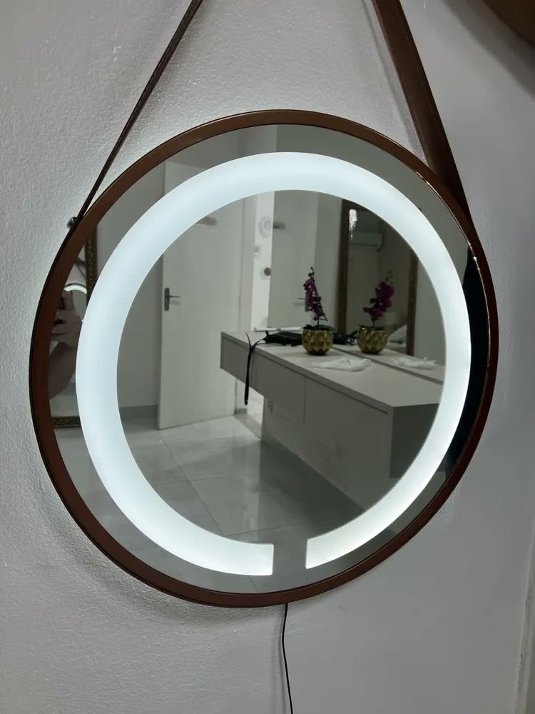 foto de Espelho Redondo Salao Iluminado Led Com Alça 60cm