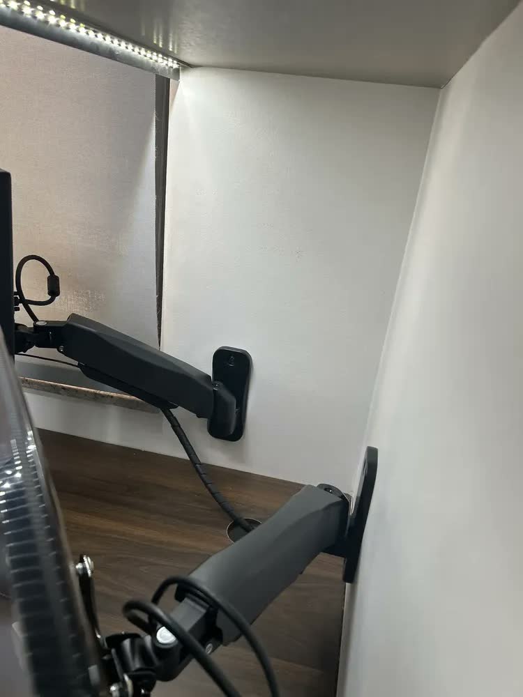 foto de Suporte Articulado Parede Monitor TV 17 a 35 9kg ELG Giro 360° Inclinável Altura até 25cm VESA 75x75 e 100x100 Polegadas Preto F410