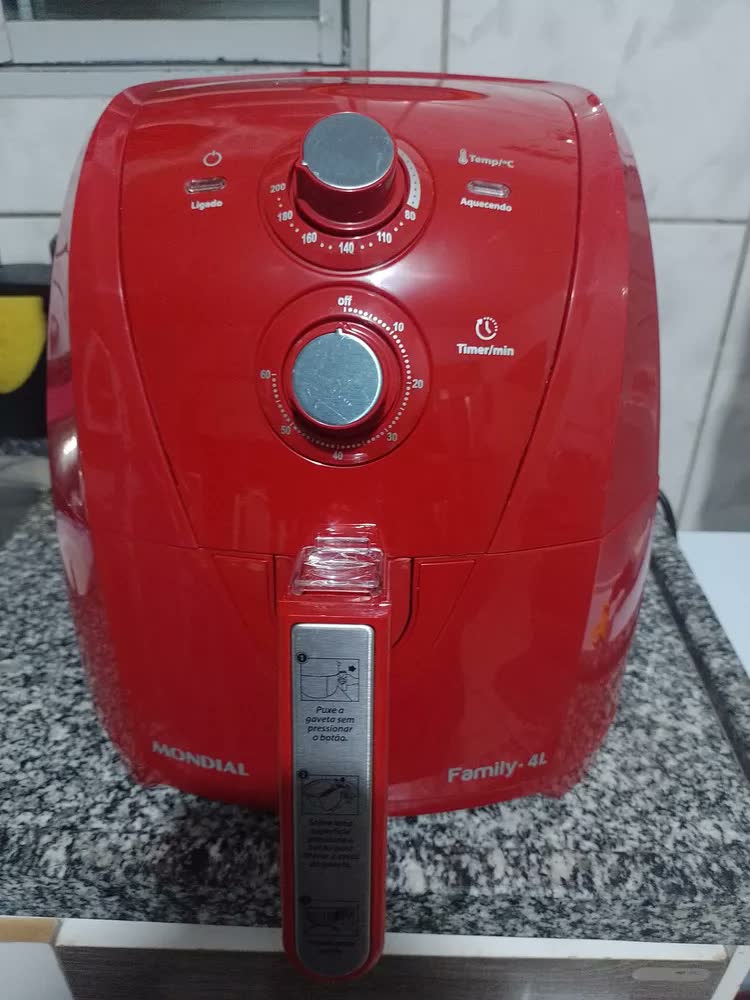foto de Fritadeira Sem Óleo Air Fryer 4L Mondial 1500W - AFN-40-FR
