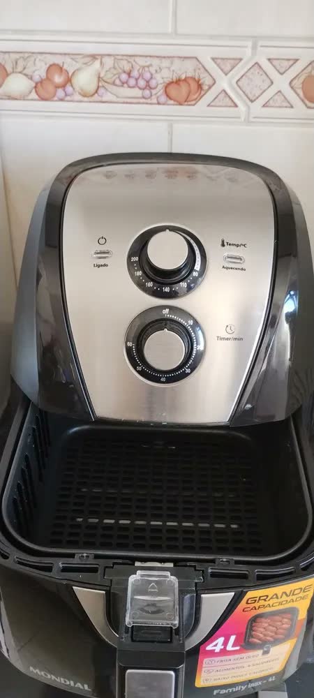 foto de Fritadeira Sem Óleo Air Fryer 4L Mondial 1500W - AFN-40-FR