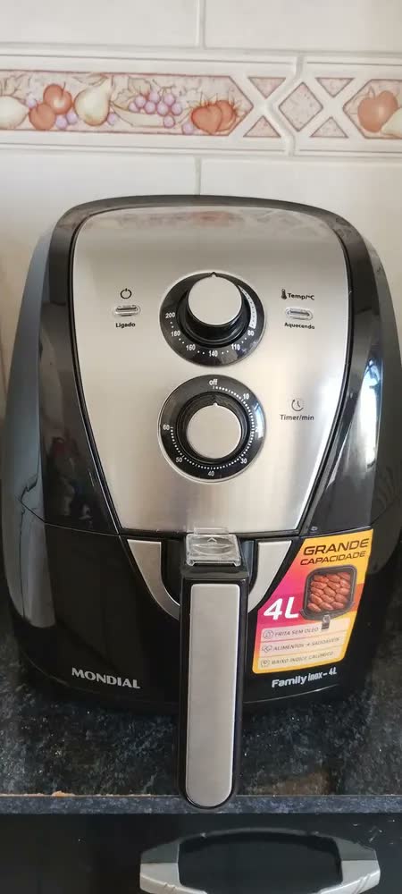 foto de Fritadeira Sem Óleo Air Fryer 4L Mondial 1500W - AFN-40-FR