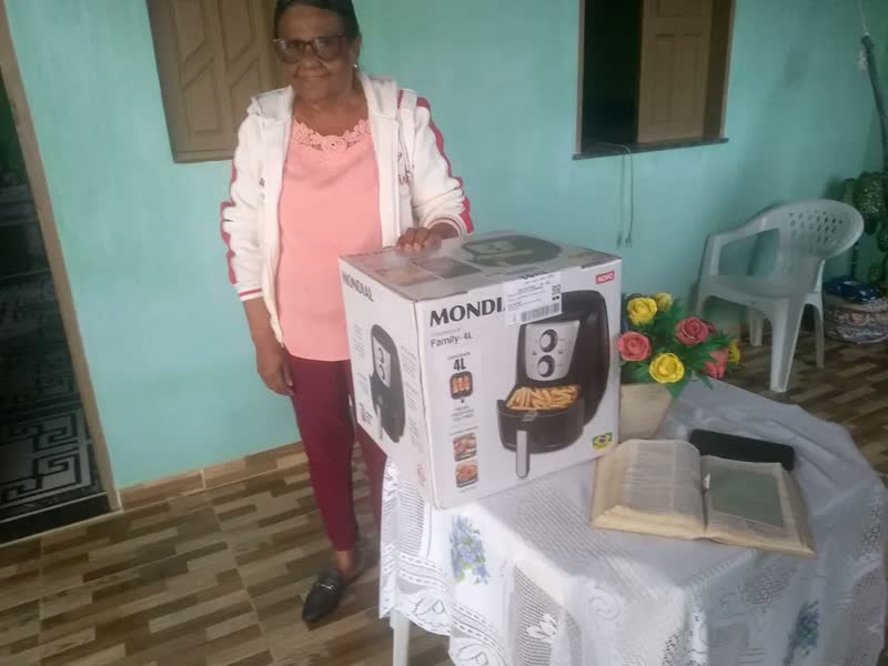 foto de Fritadeira Sem Óleo Air Fryer 4L Mondial 1500W - AFN-40-RI