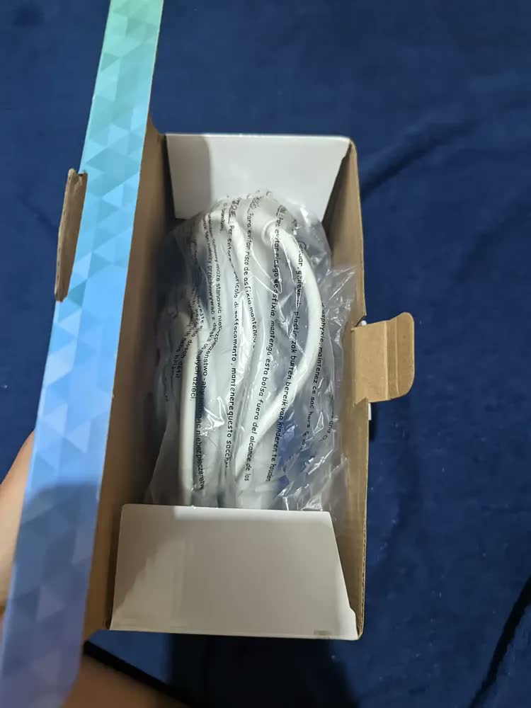 foto de Ferro De Passar Roupas Seco Antiaderente Elgin 110v - Branco