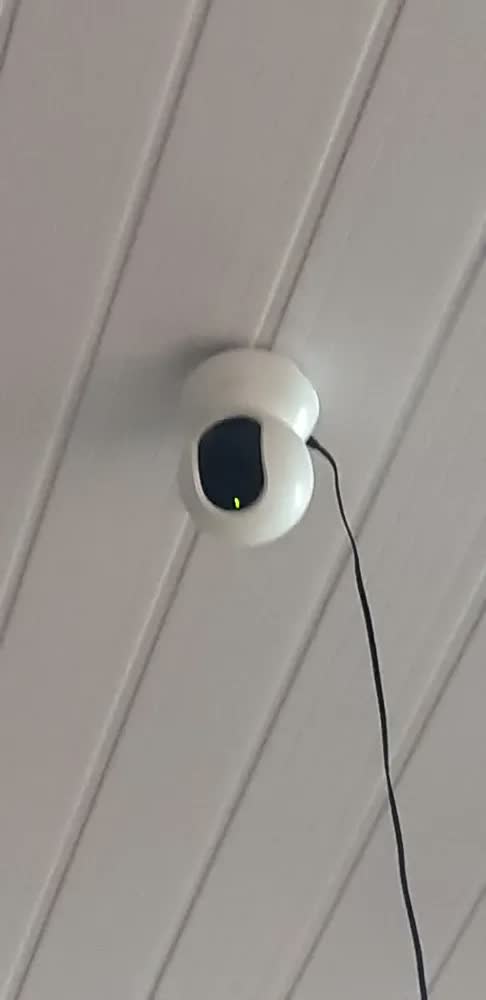 foto de Câmera de Segurança IP TP-Link Tapo C210 Resolução 3MP 2304 x 1296 Definição 2K Alarme Áudio Bidirecional e Visão Noturna Compatível com Alexa
