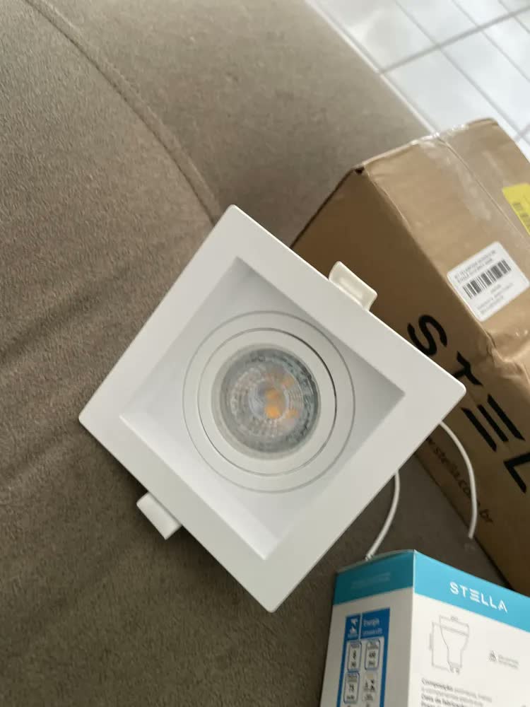 foto de Spot Embutir Quadrado Recuado GU10 para Lâmpada MR16 LED Branco Save Energy