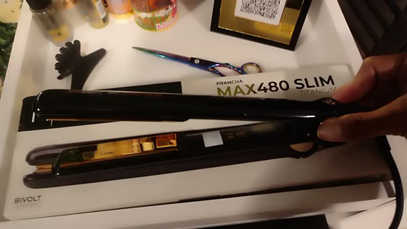 foto de Chapinha de cabelo MQ Professional Hair Styling Max480 Slim Titanium preta