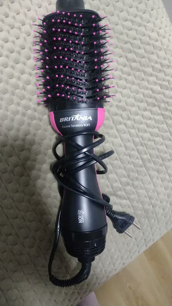 foto de Escova Secadora Bec02 Soft 4 Em 1 Tourmaline 1200w Britânia Preto E Rosa