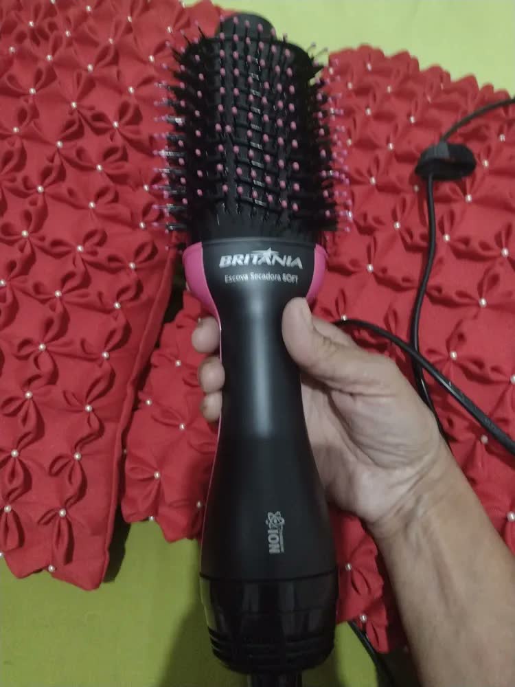 foto de Escova Secadora Bec02 Soft 4 Em 1 Tourmaline 1200w Britânia Preto E Rosa