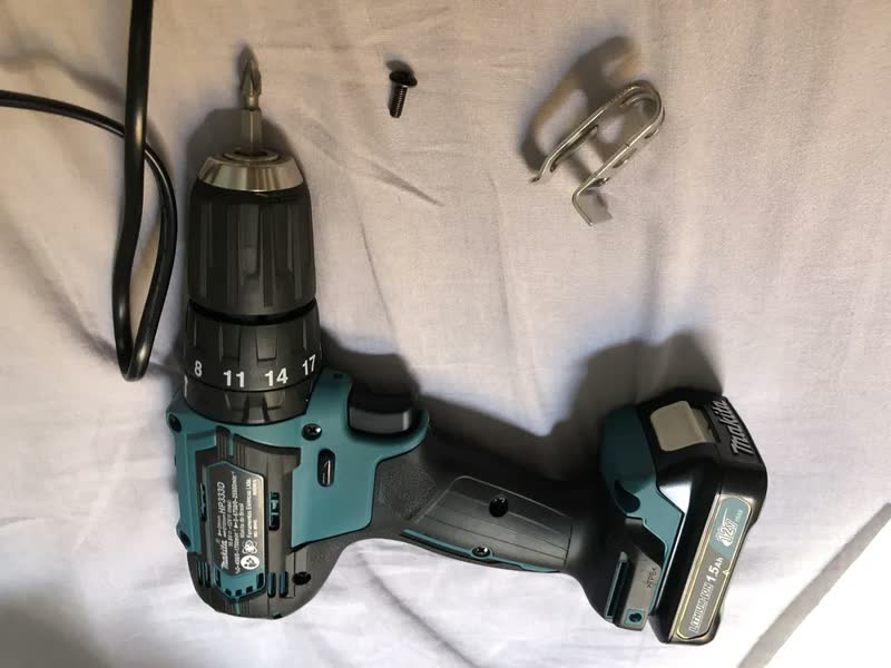 foto de Parafusadeira E Furadeira Impacto 12v 3/8 1,5ah Makita