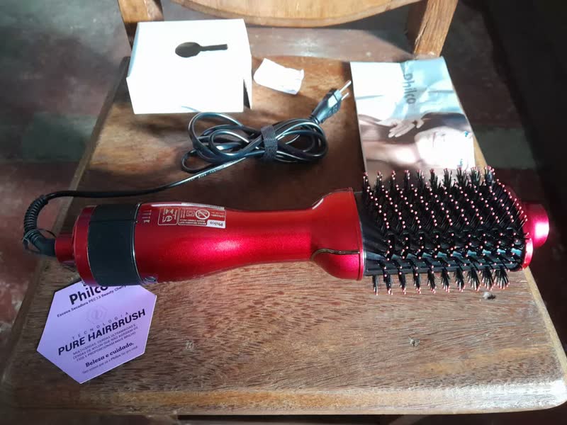 foto de Escova Secadora de Cabelos Soft Beauty Cherry Philco Pec13 1300w 4 em 1 seca, alisa, modela e dá volume