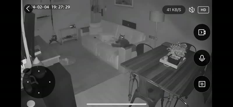 foto de Câmera Segurança Wifi Interna Inteligente Novadigital Full Hd Cs355-a Ptz 355° 1080p Onvif App Tuya Smart Life Alexa Google Visão Noturna Áudio Detecção Movimento Bivolt Branca