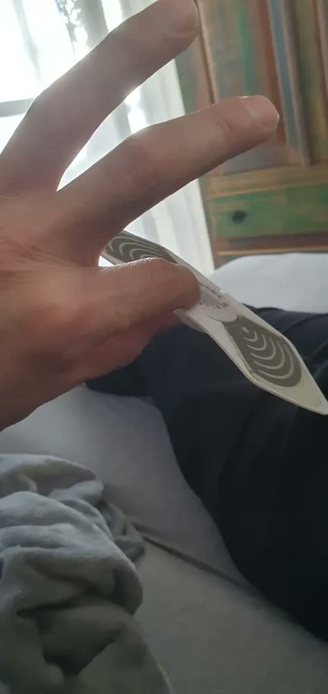 foto de G-Tech Eletroestimulador Massageador Tens Alivio Já Anvisa Cor Branco Bi