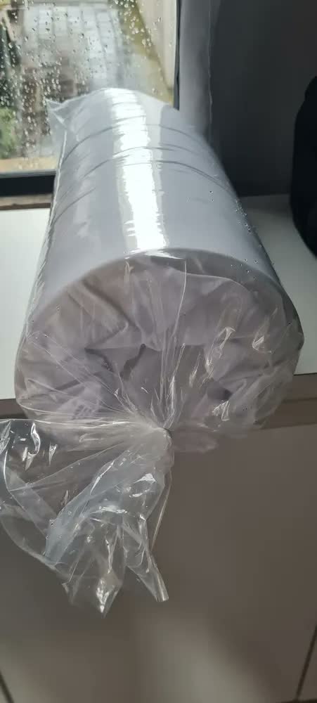 foto de Travesseiro Nasa Cervical capa repelente a líquidos com zíper alinhar a postura 200 Fios Viva Conforto