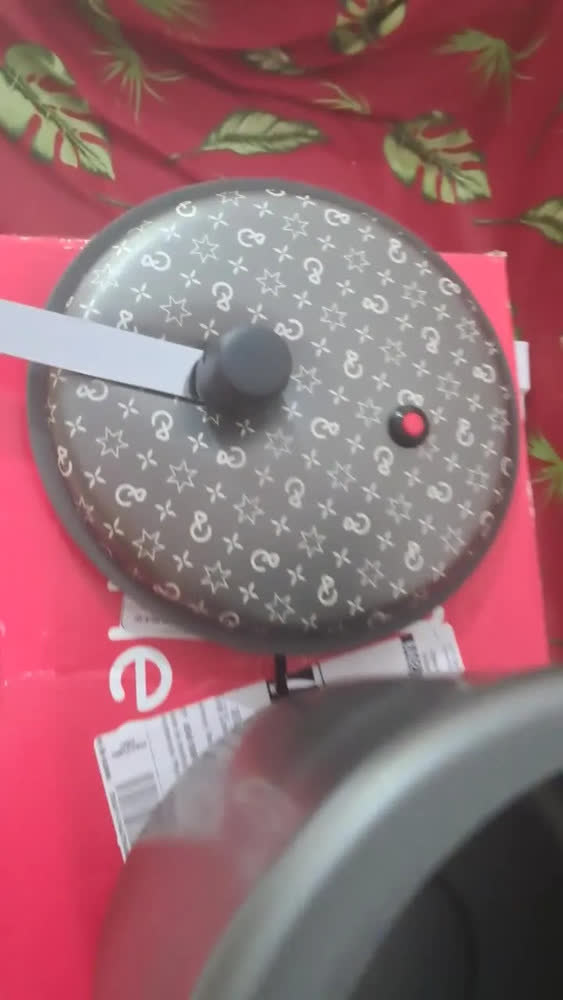 foto de Panela De Pressão 7,0 Litros Antiaderente Panelux Magnific Cor Cinza