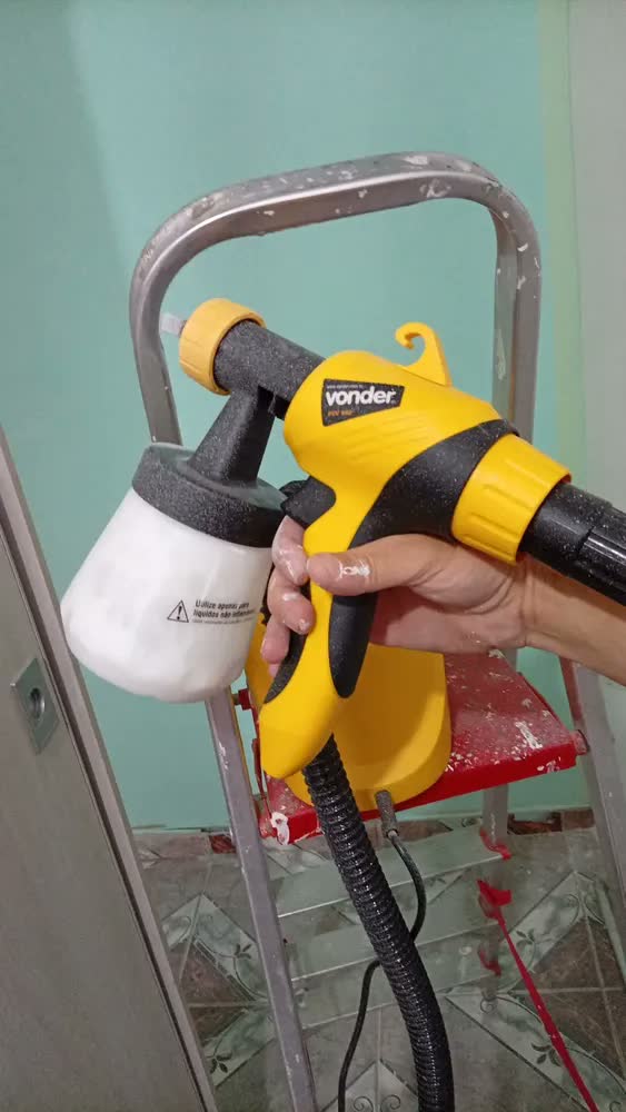 foto de Pistola De Pintura Elétrica Hvlp Vonder Pev900 Amarelo