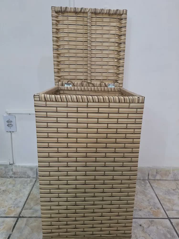 foto de Cesto De Roupa Suja Roupeiro 100l Fibra Sintética Vime Grand