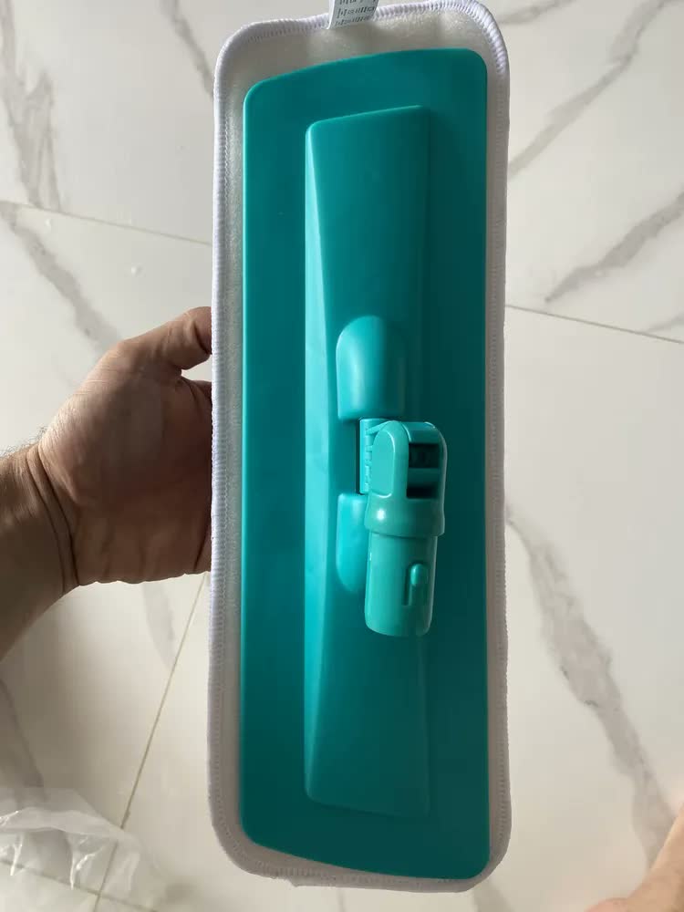 foto de Mop Spray Noviça Fit Microfibra Base Lavável e Reservatório