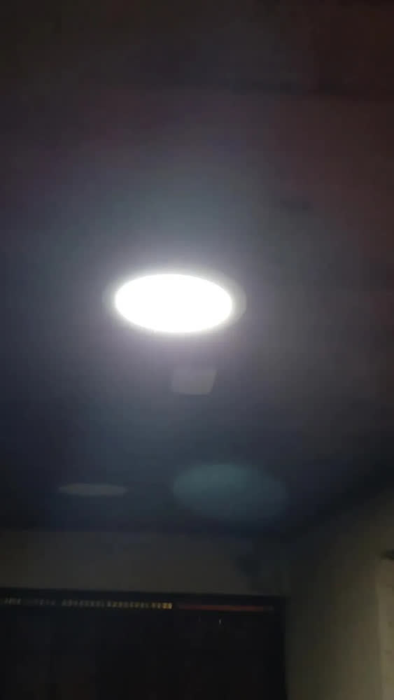 foto de Luminária De Teto Led Com Sensor De Presença Recarregável 127/220v Branco