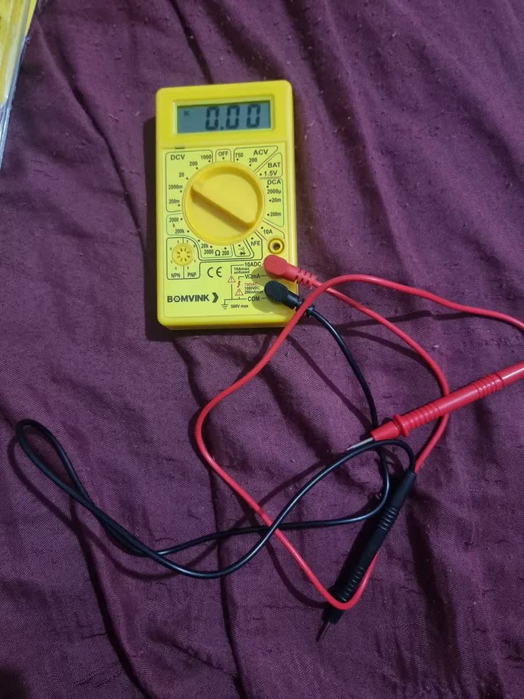 foto de Multímetro Digital Dt-830b Portátil Profissional + Bateria