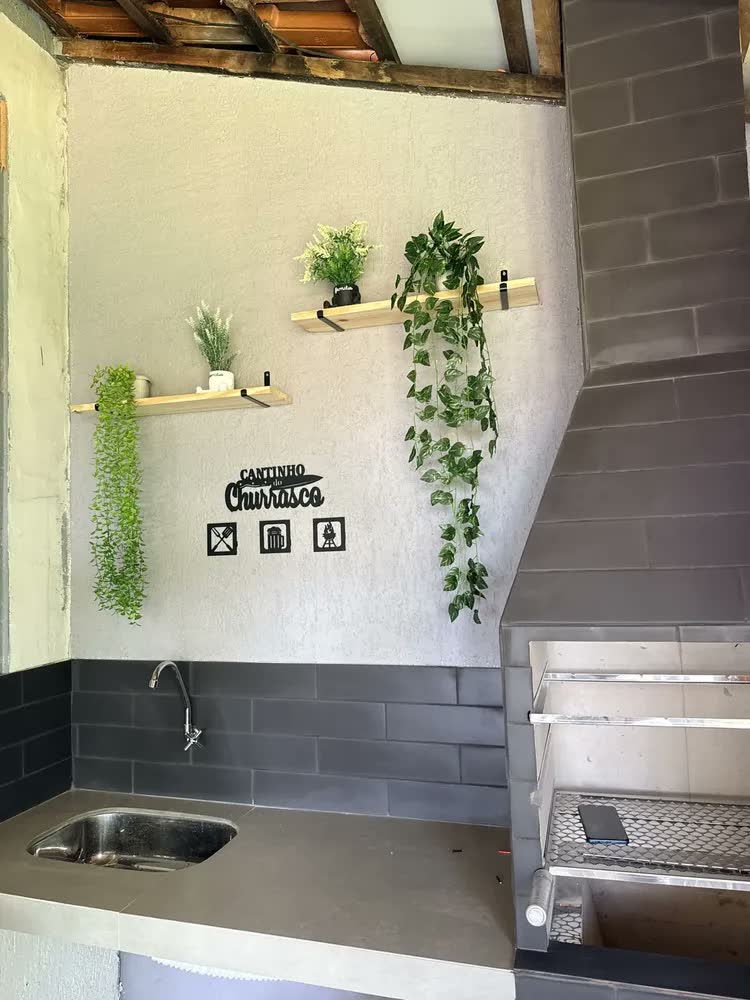 foto de 2 Prateleira Suporte Mão Francesa Preta + Madeira 60cm Nicho