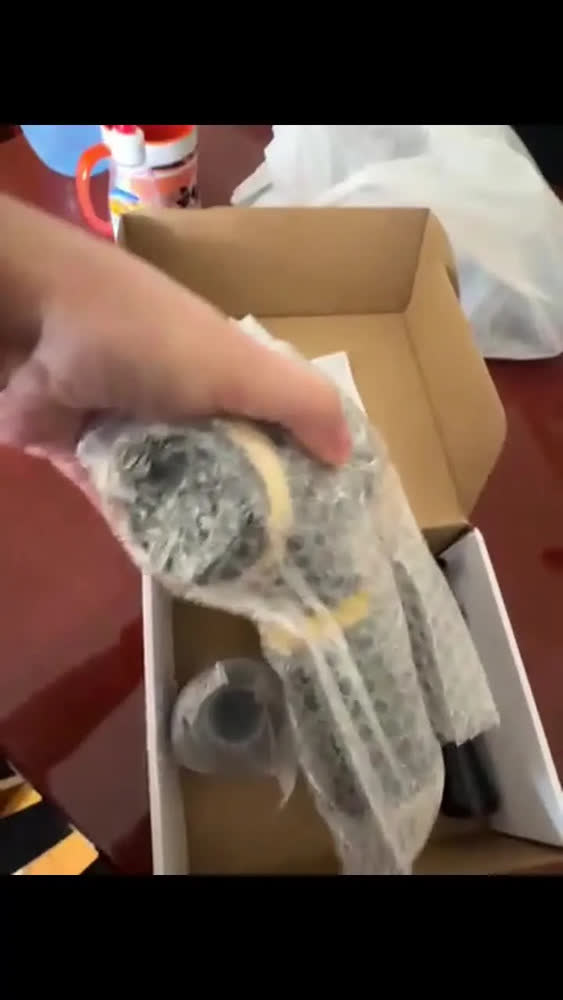 foto de Comum Aspirador De Pó Portátil Sem Fio Recarregável Light Coral