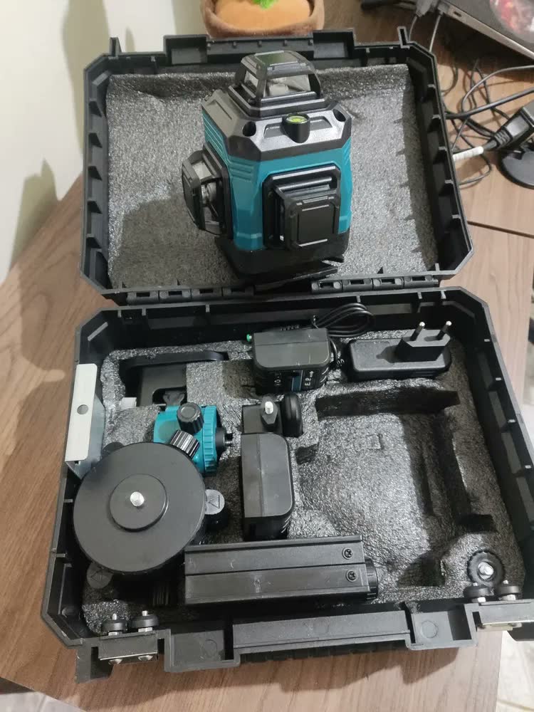 foto de Kit Nível Verde Laser 4d 16 Linhas Profissional Com Maleta