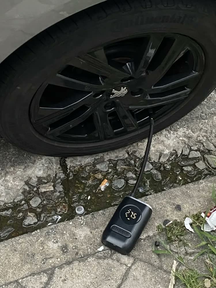foto de Portátil B&G Mini Compressor