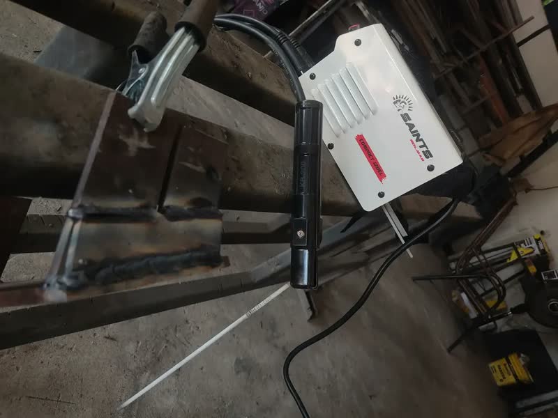 foto de Máquina De Solda Elétrica Inversora Bv Saints Compact 120el Cor Branco