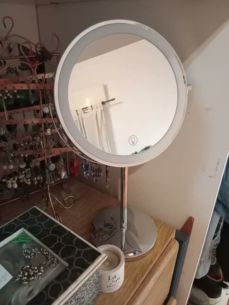 foto de Generic Z0f Espelho De Maquiagem Led Recarregável Para