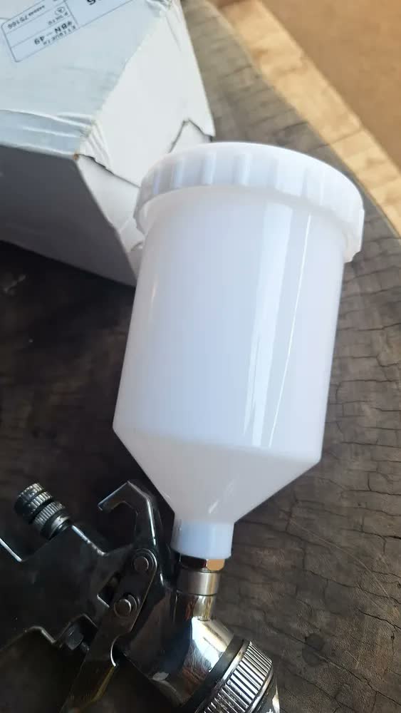 foto de Copo Caneca Para Pistola De Pintura Pdr 600ml Pro-550