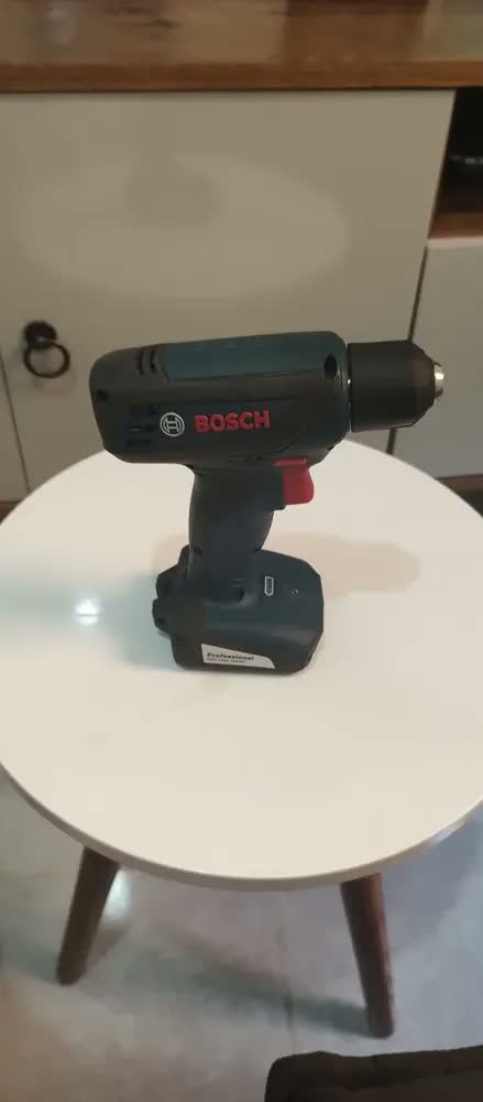 foto de Furadeira Parafusadeira Bosch A Bateria Gsr 1000 Smart Cor Azul