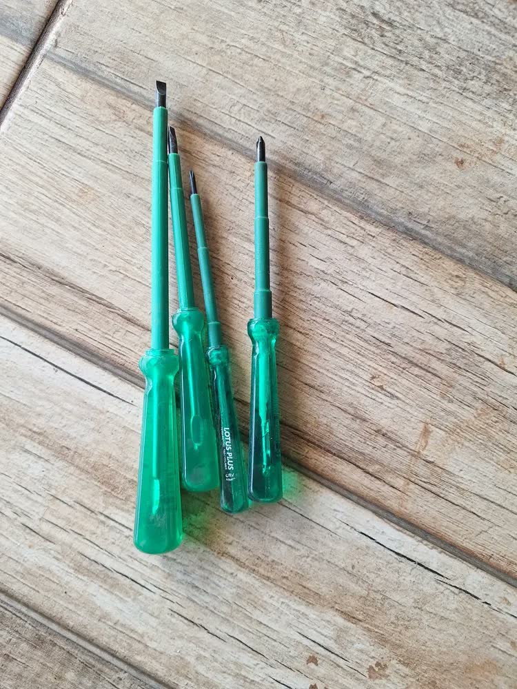 foto de Jogo De Chaves Isoladas 1000v Lotus Mecânico Profissional
