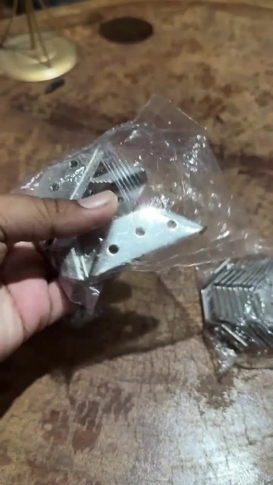 foto de Conector De Canto Para Móveis Universal Forte 10 Peças Aço