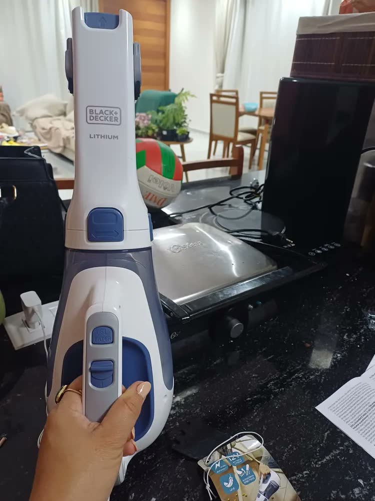 foto de Aspirador de Pó Portátil Black+Decker APB12000 Reservatório de 500ml Cinza