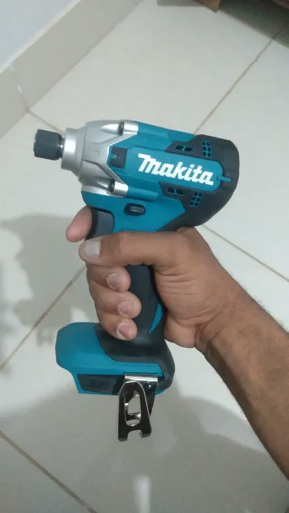 foto de Parafusadeira De Impacto S/ Bateria Dtd156z Makita