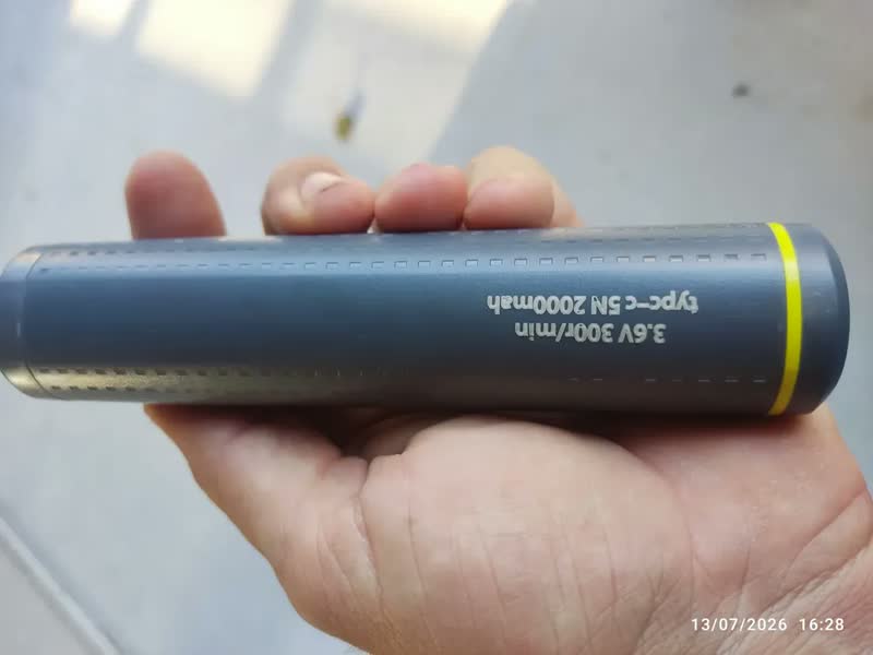 foto de Kit Chave De Fenda Eletrica Bomvink 30 Em 1 - 3.6v