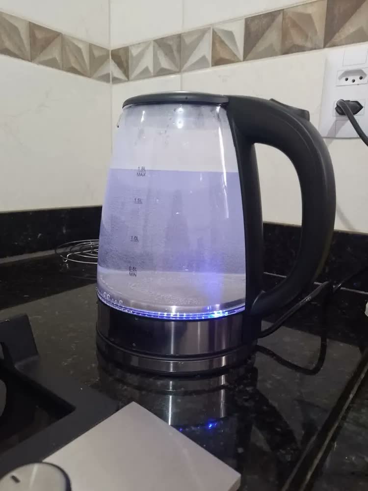 foto de Chaleira Elétrica Bch11 Glass Light Control 1,8l Britânia Preto