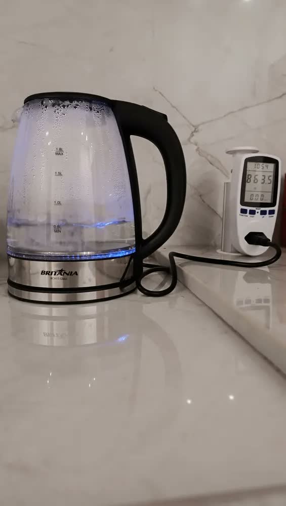 foto de Chaleira Elétrica Bch11 Glass Light Control 1,8l Britânia Preto