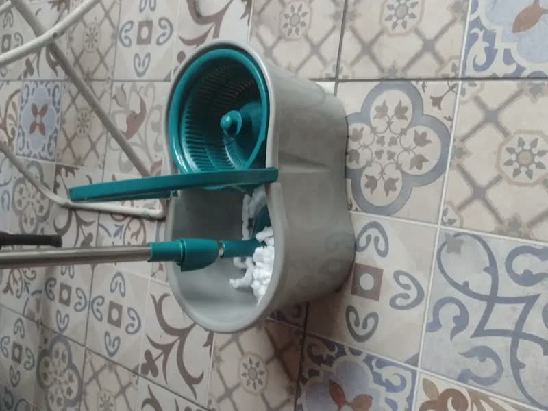 foto de Mop Giratório 8 Litros