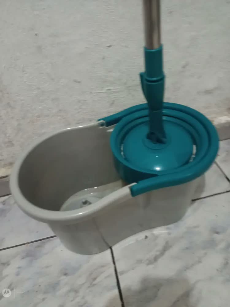 foto de Mop Giratório 8 Litros