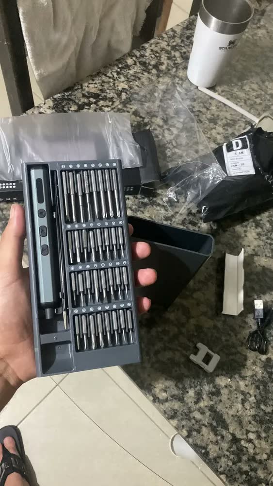 foto de Chave De Fenda Elétrica De Precisão Portátil 66 Em 1