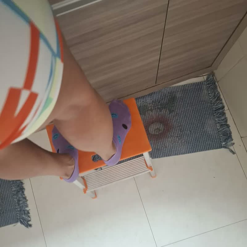 foto de Escada Banqueta Ágata Alumínio 1 Degrau Patamar 100kg