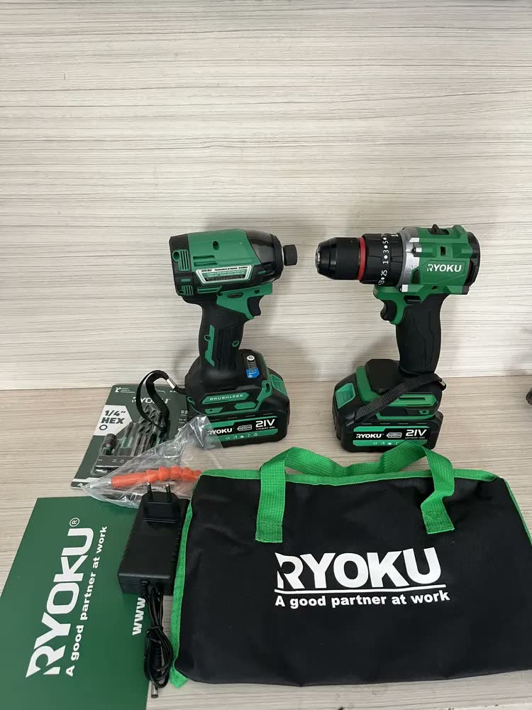 foto de Kit 2 Furadeira E Parafusadeira De Impacto Brushless Ryoku