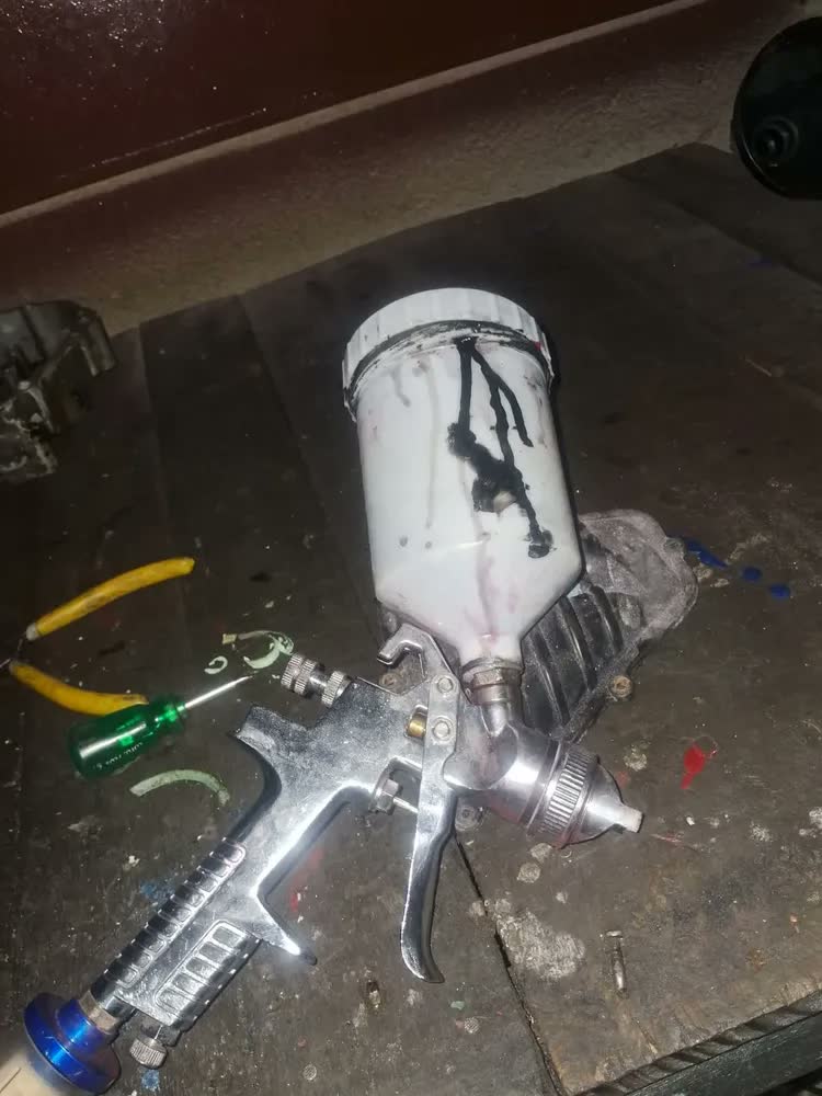 foto de Pistola De Pintura Automotiva Profissional Bico 1.4mm 600ml