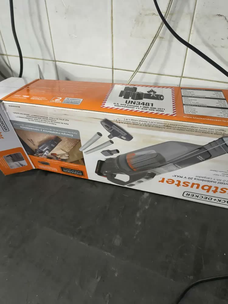 foto de Aspirador Portátil 20V Black+Decker BCHV001D1E