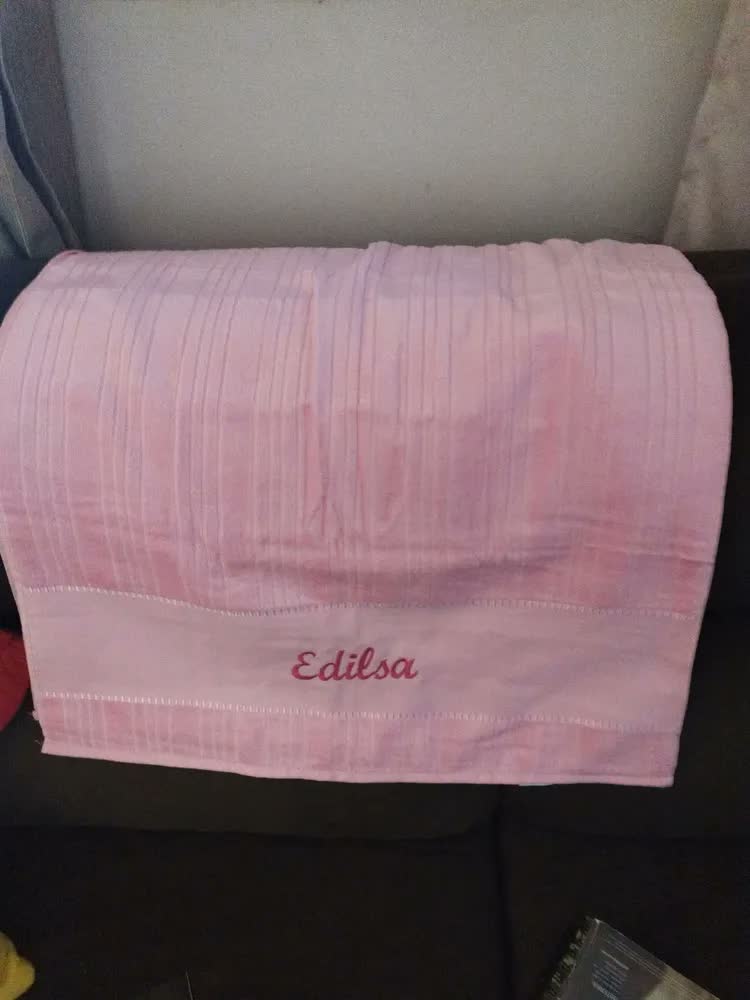 foto de Toalha Banho Karsten Original Promoção + Nome Bordado Brinde