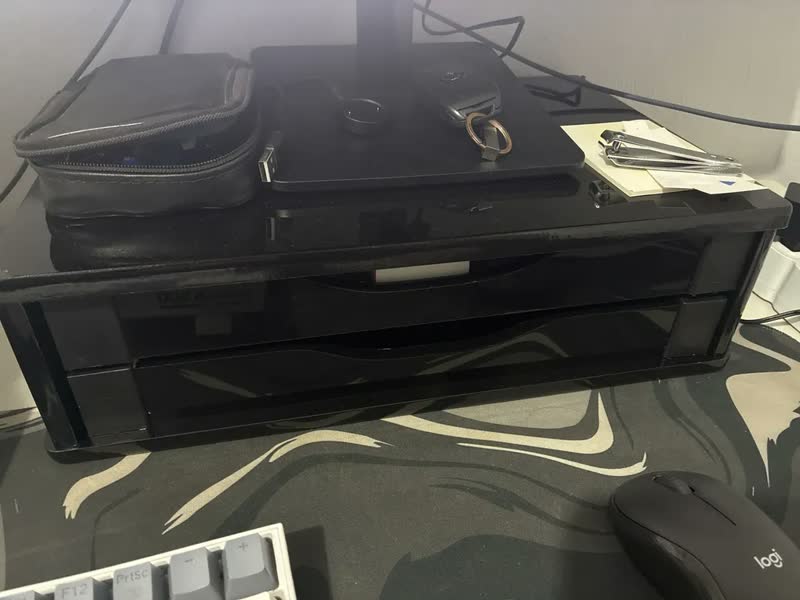 foto de Suporte P/ Monitor 2 Gavetas Mdf Black Piano 3346 Souza